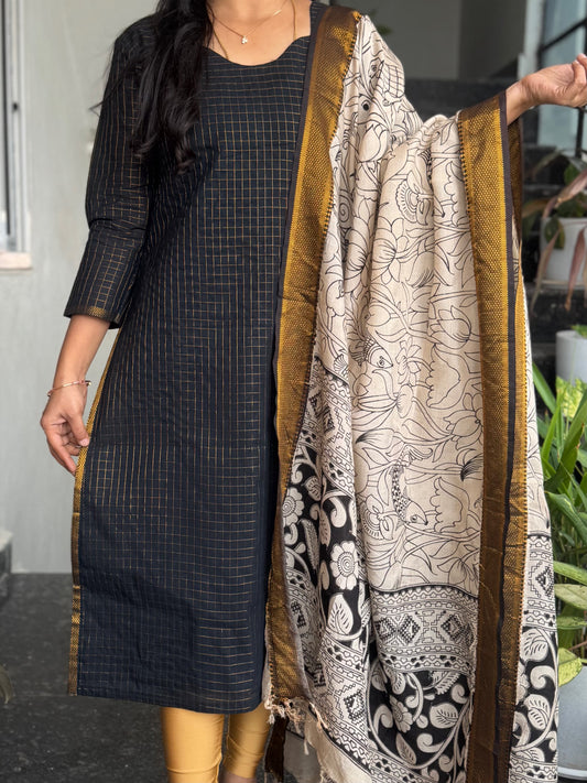 Black Sungudi Cotton Kurti with Nellore Silk Kalamkari Dupatta (2-Piece Kurti set)