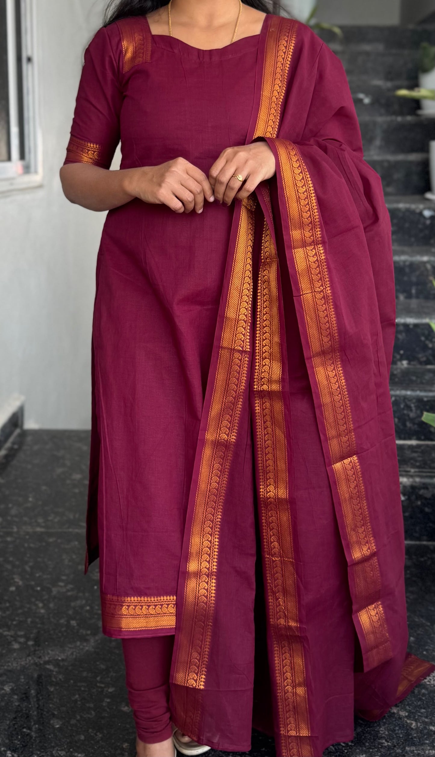 Maroon Sungudi Cotton 2-Piece Kurti Set