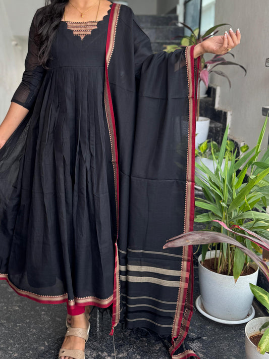 Black Narayanpet Anarkali 2-Piece Set with VIP Border