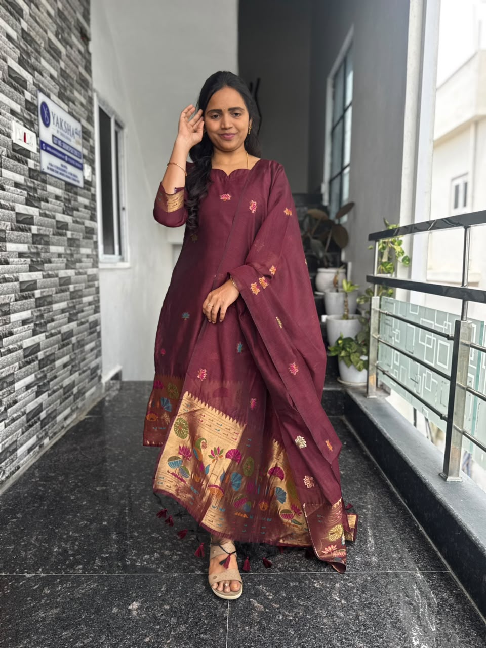 Maroon Jamdani 2-Piece Kurti Set – Multicolour Floral Motifs & Traditional Woven Border