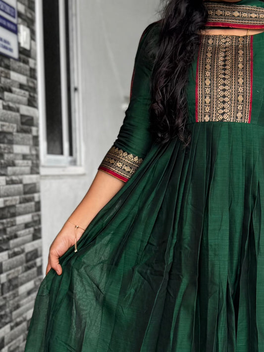 Bottle Green Narayanpet Mercerised Cotton Anarkali 2 piece Set