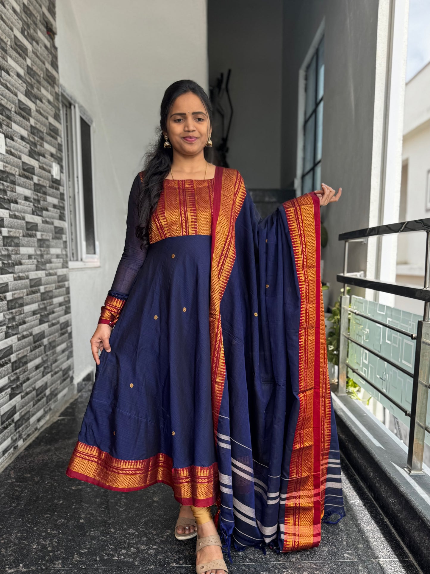 Navy Blue Narayanpet Anarkali with Zari Border 2-Piece Set