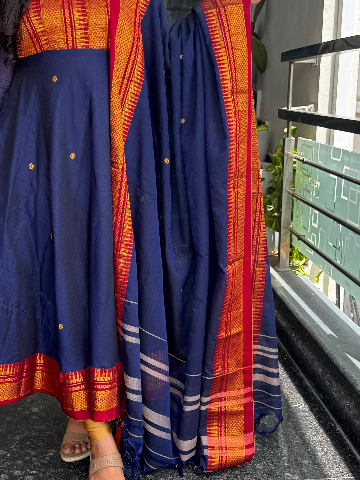 Navy Blue Narayanpet Anarkali with Zari Border 2-Piece Set