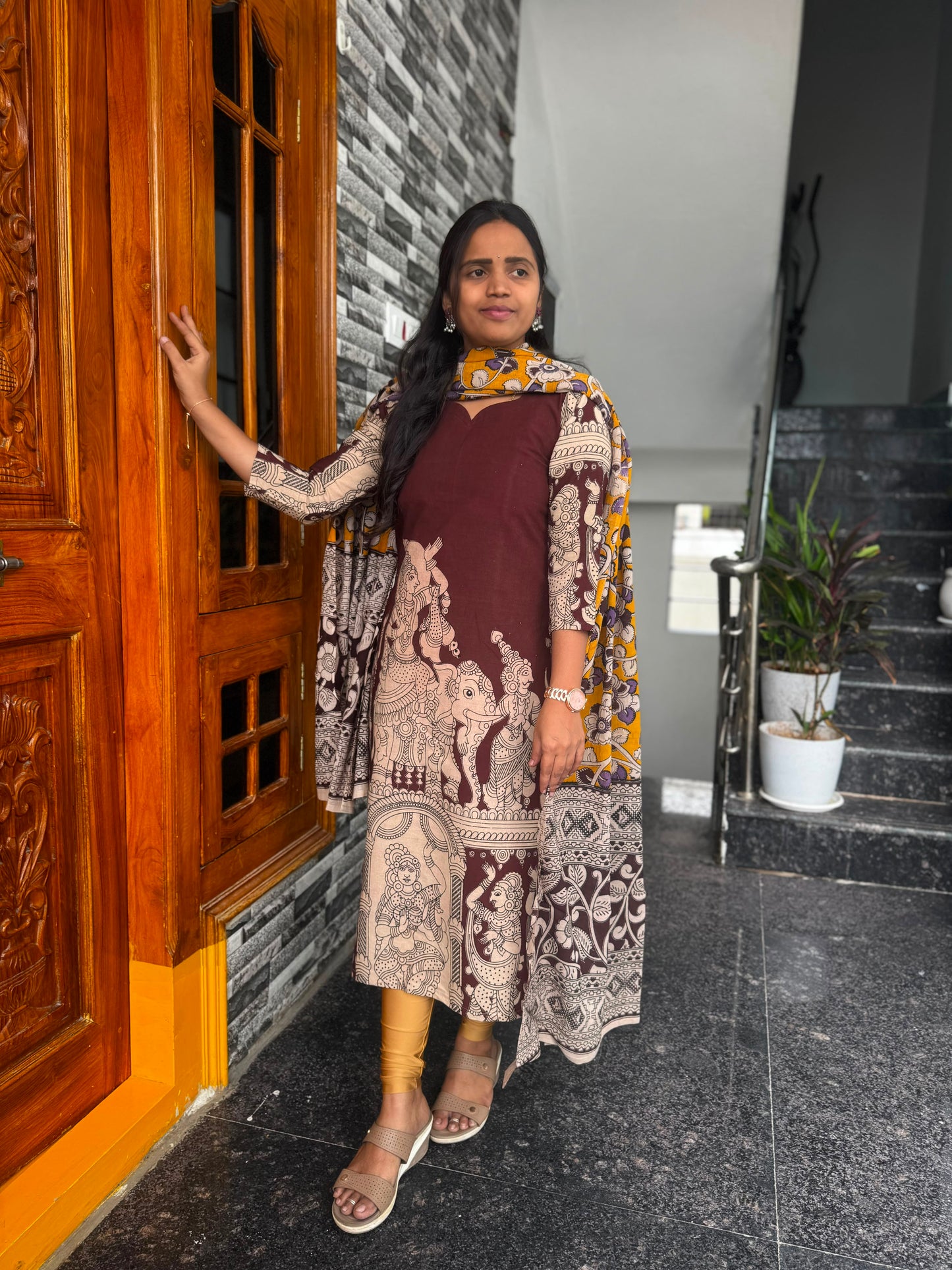 Brown Kalamkari 2-Piece Kurti Set