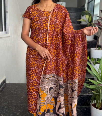 Maroon & Mustard Kalamkari 2-Piece Kurti Set