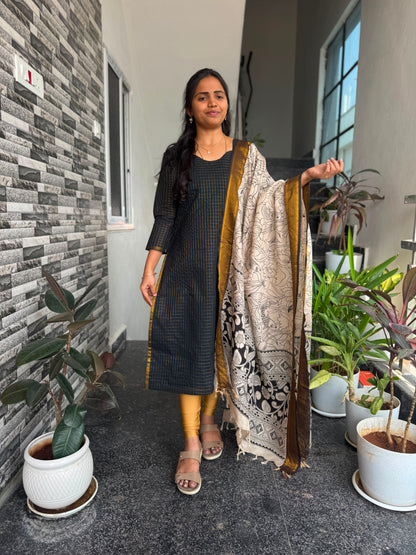 Black Sungudi Cotton Kurti with Nellore Silk Kalamkari Dupatta (2-Piece Kurti set)