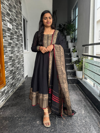 Black Narayanpet Anarkali 2-Piece Set With Elephant Border