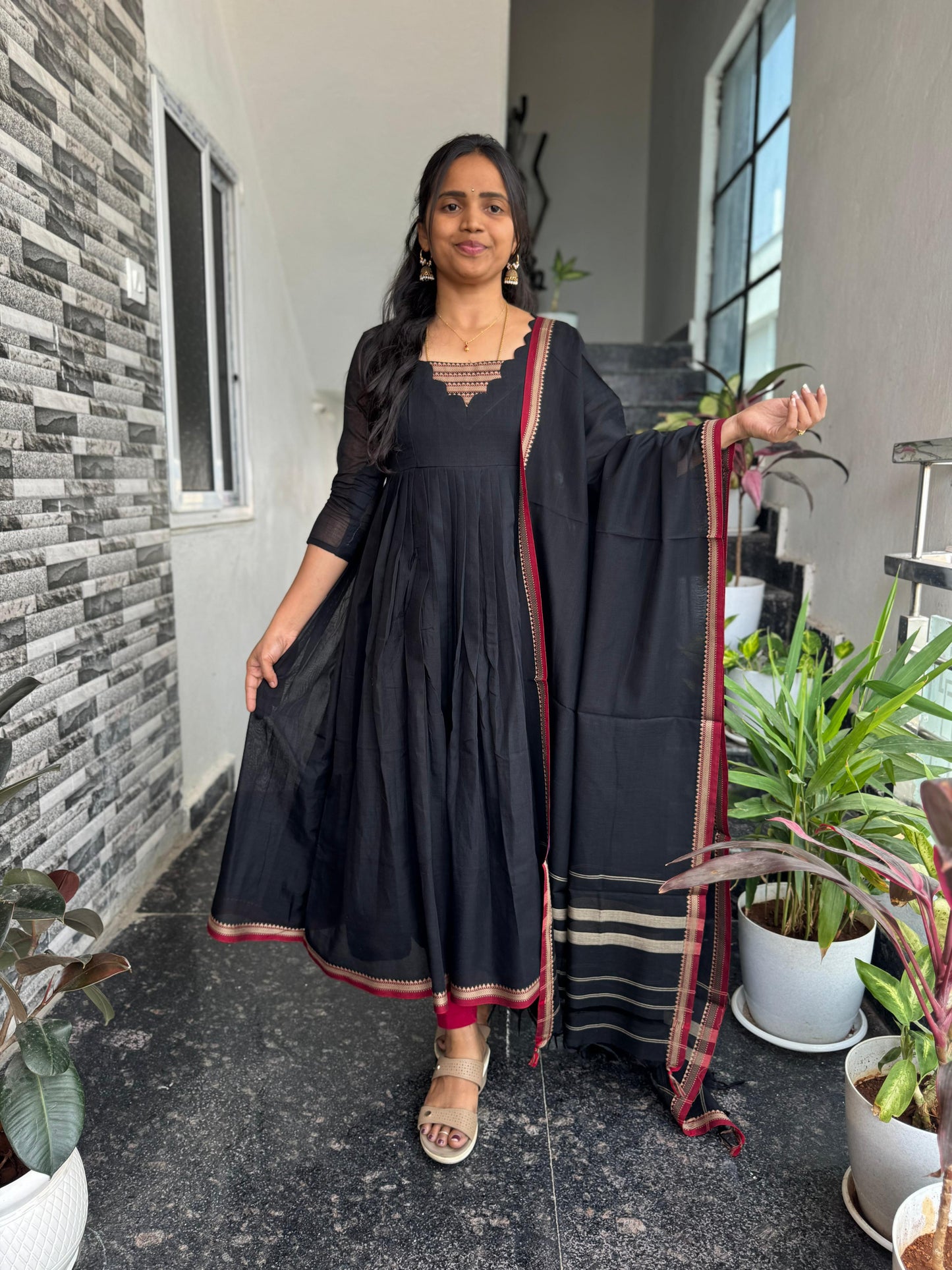 Black Narayanpet Anarkali 2-Piece Set with VIP Border