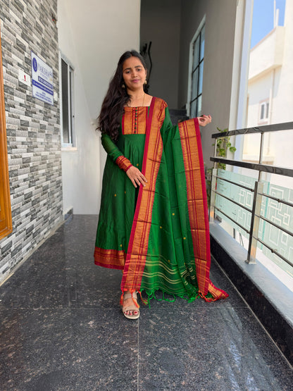 Parrot Green Narayanpet Anarkali 2-Piece Set – Traditional Zari Border