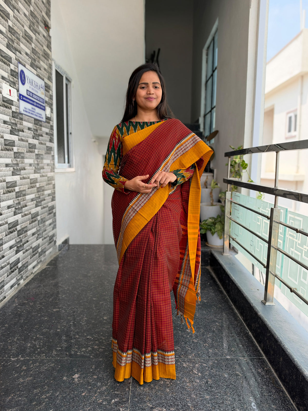 Maroon Narayanpet Checks Saree – Ikkat Blouse Piece