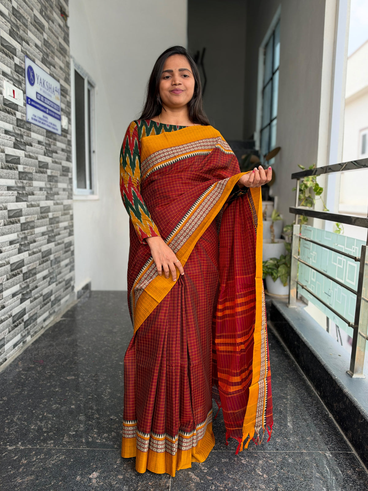 Maroon Narayanpet Checks Saree – Ikkat Blouse Piece